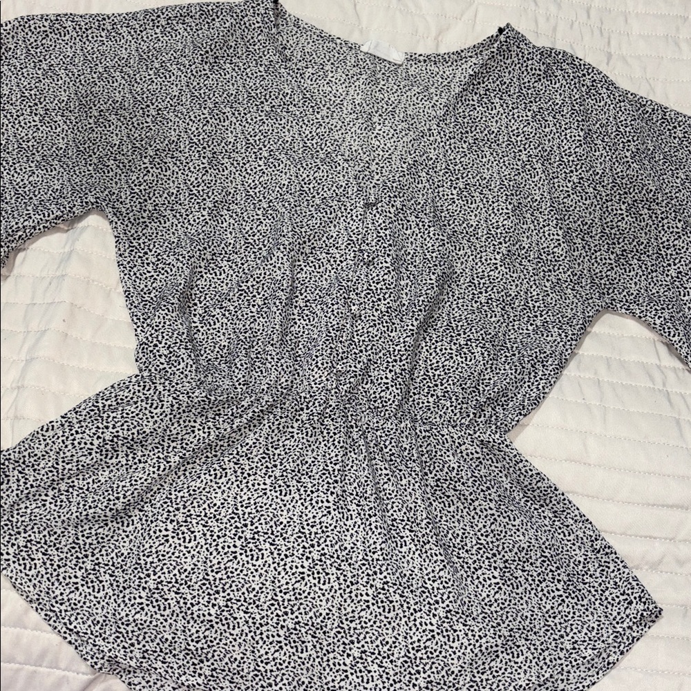 Sienna Sky Black and White Speckled Top